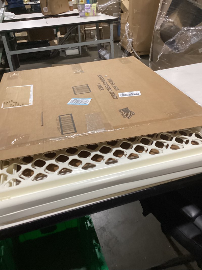 Condition photo showing New/Like New for toddleroo by north states - supergate ergo baby gate: plastic baby gate for stairs & doorways - adjustable indoor safety gate - made in usa - 26 to 42 inches wide - 26 inches tall - ivory