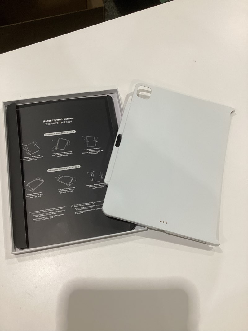 Condition photo showing As Is for MAGEASY CoverBuddy Lite for M3/M2 iPad Air 13” (2024-2025) - iPad Air Case Compatible with Magic Keyboard, with Apple Pencil Pro Pencil Holder - White M2/M3 iPad Air 13" (Pencil Holder) White