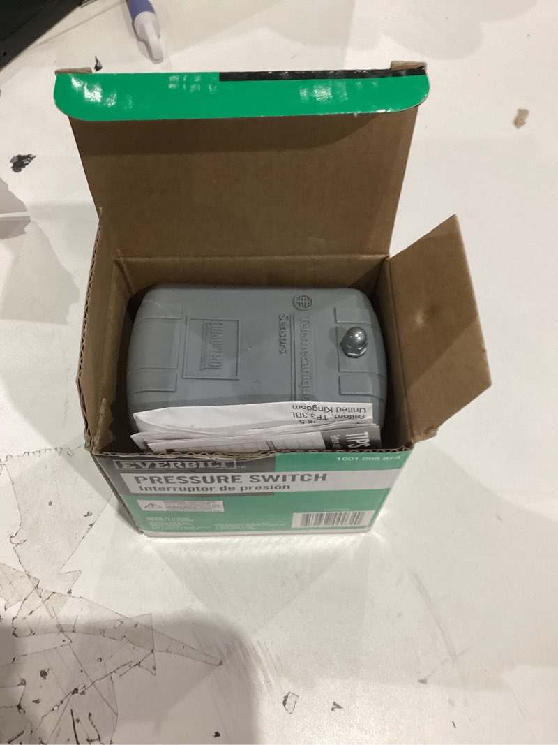 Condition photo showing As Is for Everbilt Shower Hardware 30/50 Pressure Switch for Well Pumps EBPS3050