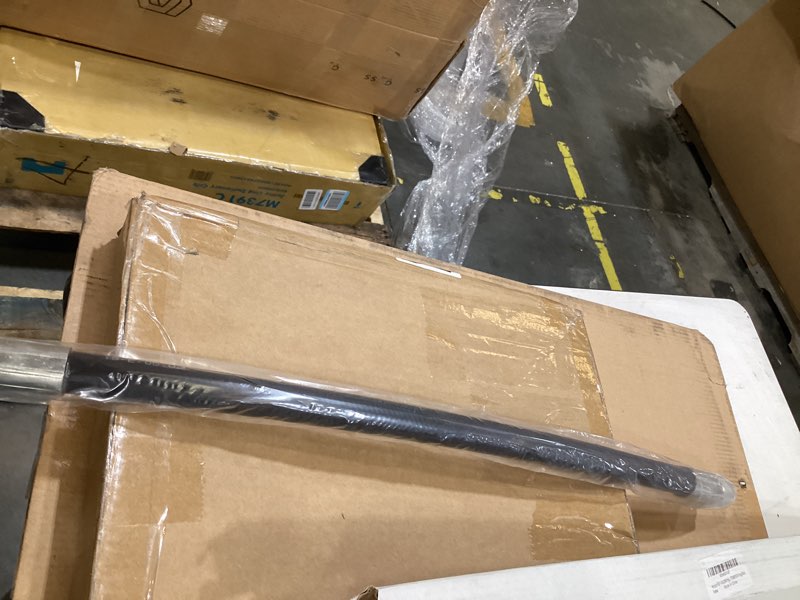 Condition photo showing Good Condition for heroson15611-08-08rw hydraulic hose assembly 1/2 ”,hydraulic hose with male npt x male npt?3988psi?24 ”long,black black 15611-08-08rw-24in
