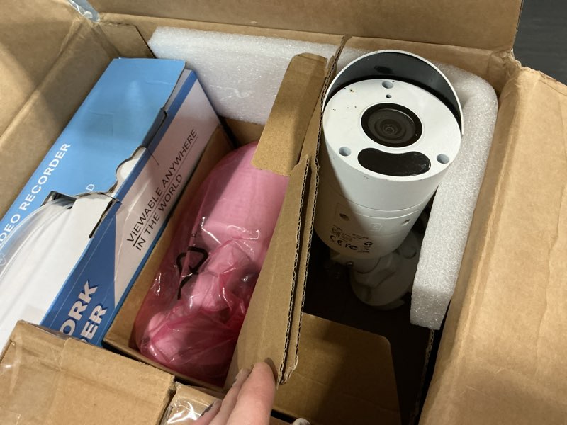 Condition photo showing As Is for [4k hd+121° view angle] hiseeu 4k poe security camera system, home security system w/6pcs 8mp security camera outdoor, human detect, ip67 waterproof, 100ft night vision, 3tb hdd, 7/24 record