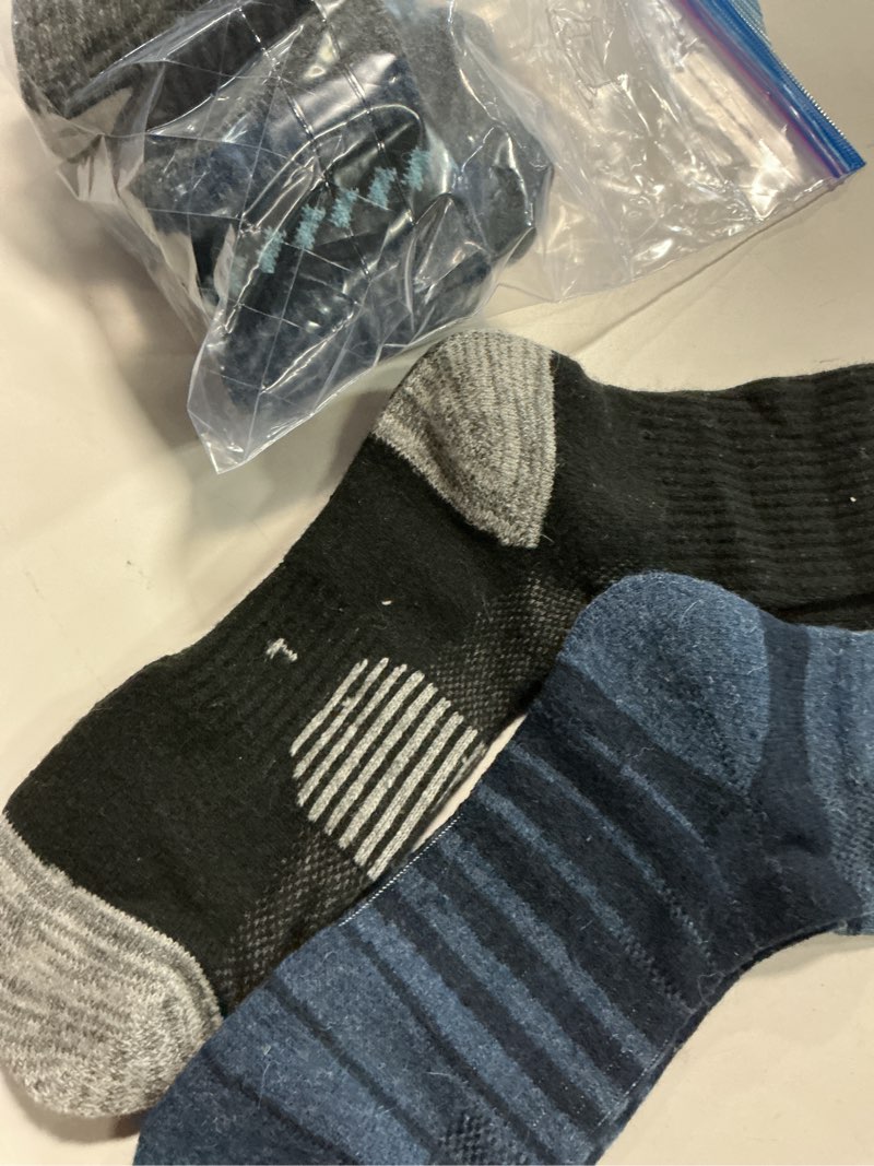 Condition photo showing Good Condition for 5 Pairs Merino Wool Hiking Socks Thermal Winter Warm Moisture Wicking Cushion Outdoor Socks for Women & Men Large Blue Grey Black Stripes