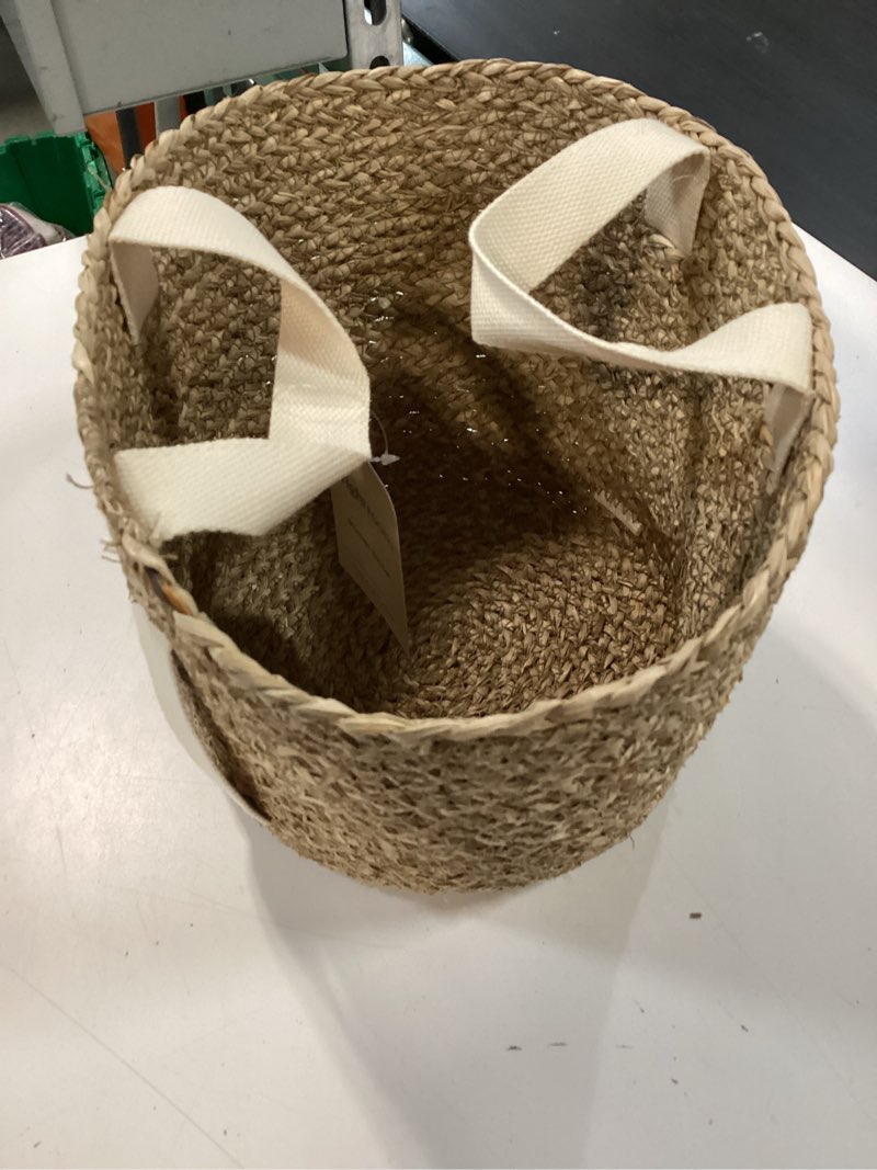 Condition photo showing Good Condition for braided seagrass round basket - brightroom