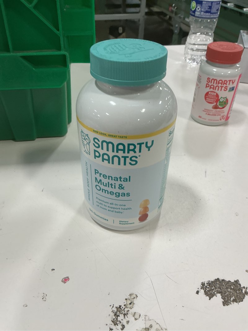 Condition photo showing New/Like New for SmartyPants Prenatal Vitamins for Women, Multivitamin Gummies: Omega 3 Fish Oil (EPA/DHA), Biotin, Methylfolate, Vitamin D3, C, Vitamin B12, B6, A, K & Zinc, Inositol, 120 Count (30 Day Supply)