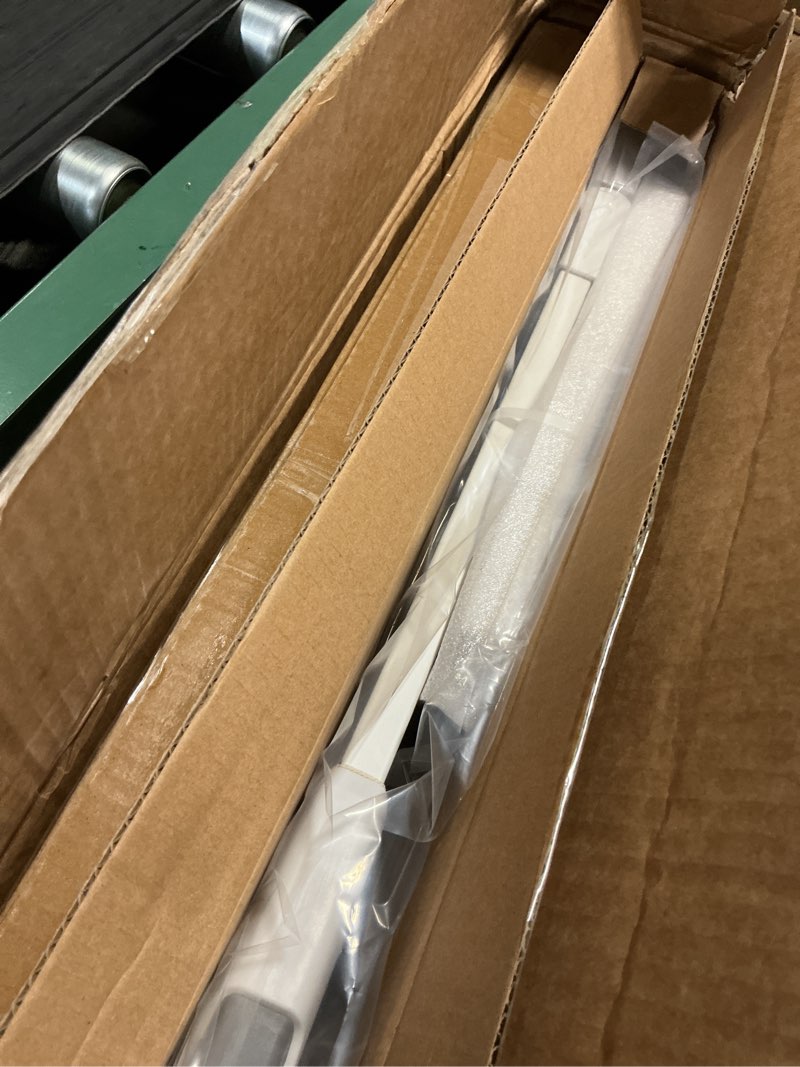 Condition photo showing Good Condition for babelio 26-40" wide baby gate for stairs & doorways, 3 ways locking system with auto-close, pressure mounted no drilling, easy install for stairs, hallway, kitchen, indoor use, white (2 pack) white 30"tall 26"-40" wide(2 pack)