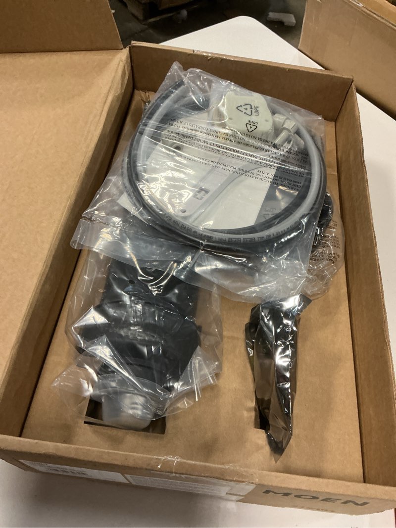 Condition photo showing Good Condition for Moen Black Single Stage Under Sink Advanced Water Filtration System, F9800