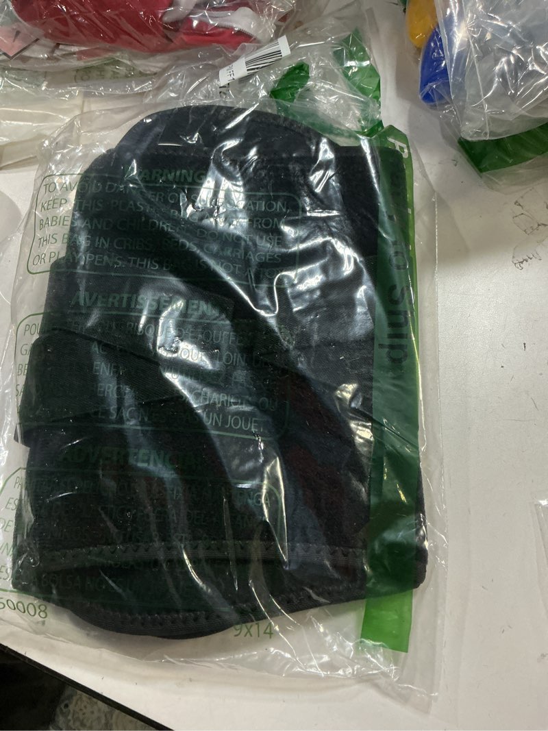 Condition photo showing Good Condition for Knee Brace for Women Men Adjustable Cross Strap, Knee Braces for Meniscus Tear, Knee Pain Support with Side Stabilizers, Relieves ACL, MCL, Arthritis, Knee Pain for Patella Stability Large