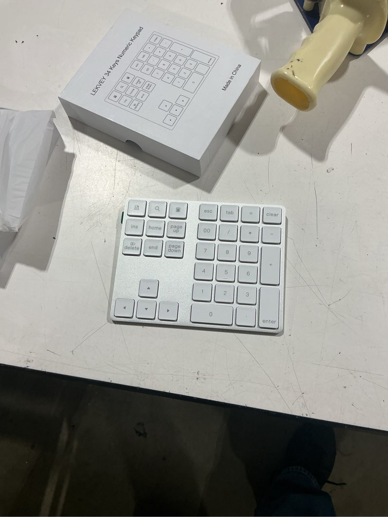 Condition photo showing Good Condition for lekvey bluetooth number pad, aluminum rechargeable wireless numeric keypad slim 34-keys external numpad keyboard data entry for laptop, macbook, macbook air/pro, imac, windows, surface pro - silver white and silver
