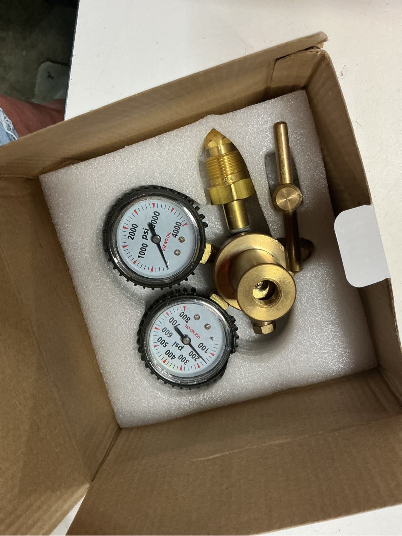 Condition photo showing New/Like New for beaiguna nitrogen regulator, 0-800psi nitrogen regulator hvac with cga580 inlet, 1/4" male flare outlet connection, nitrogen tank regulator for hvac purging, leak checking, pressure testing, welding