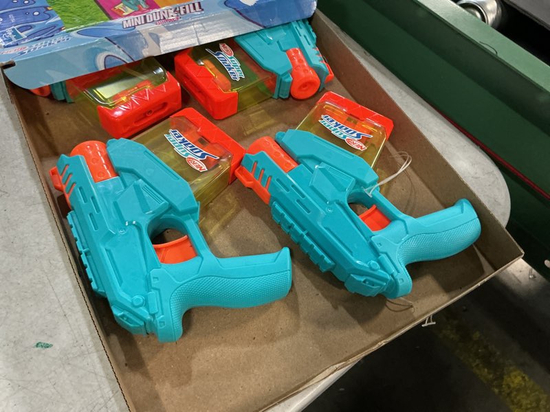 Condition photo showing Good Condition for nerf super soaker mini dunk-fill funpack | 4 water blasters | easy instant fill tanks, just dunk & g