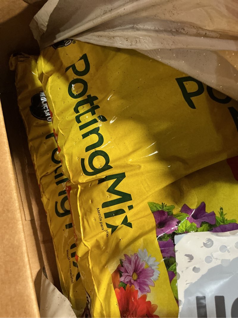 Condition photo showing Good Condition for miracle-gro potting mix - for container plants, flowers, vegetables, shrubs, annuals, perennials, potting soil mix, feeds up to 6 months, 16 qt. (2-pack) 0.53 cu. ft. 16 qt