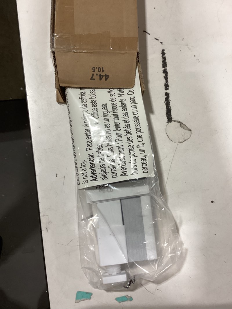 Condition photo showing Good Condition for similar product LazBlinds Cordless Cellular Shades, Blackout Privacy Honeycomb Shades for Home, Thermal Insulation Noise Reduction Blinds for Windows, 22'' W x 36'' H, White