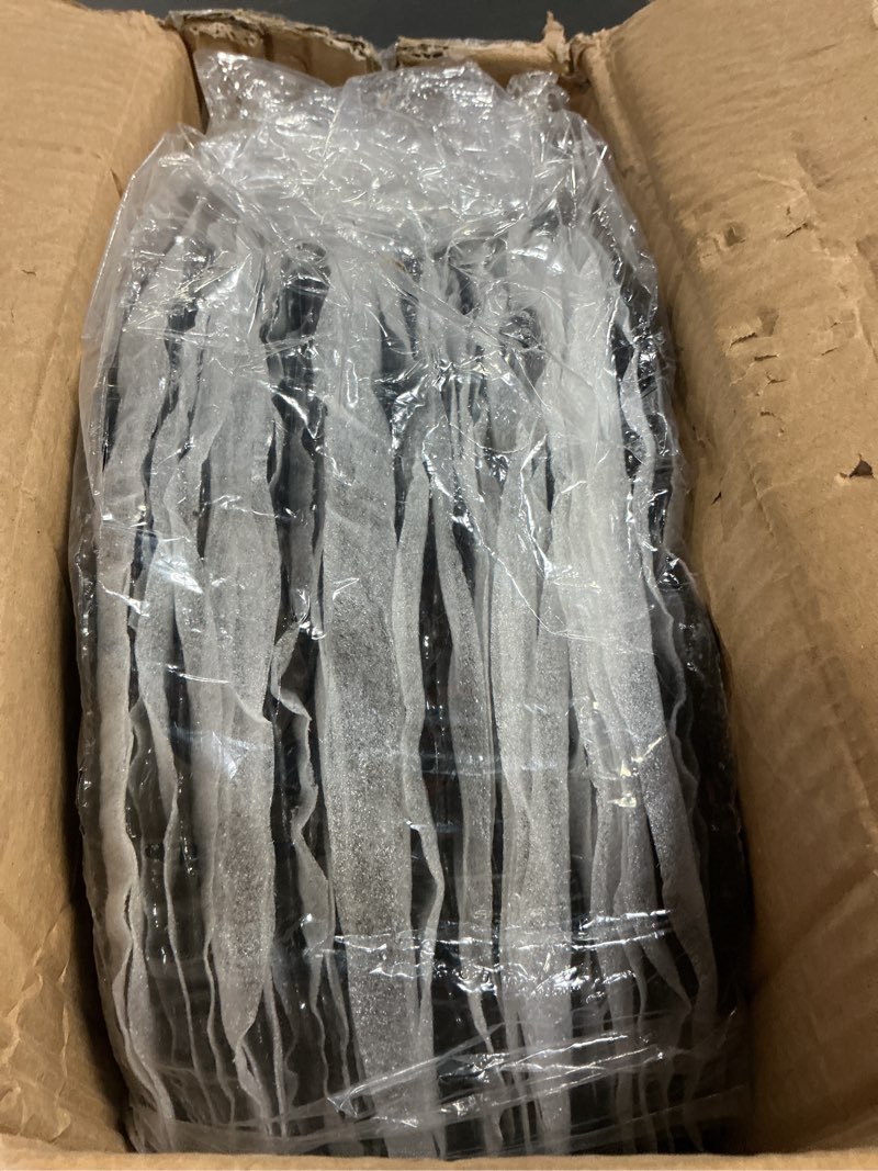 Condition photo showing Good Condition for 32 pack charger plates set reef chargers for dinner table serving tray floral plastic decorative plates for table setting wedding party, 13 inch(black)