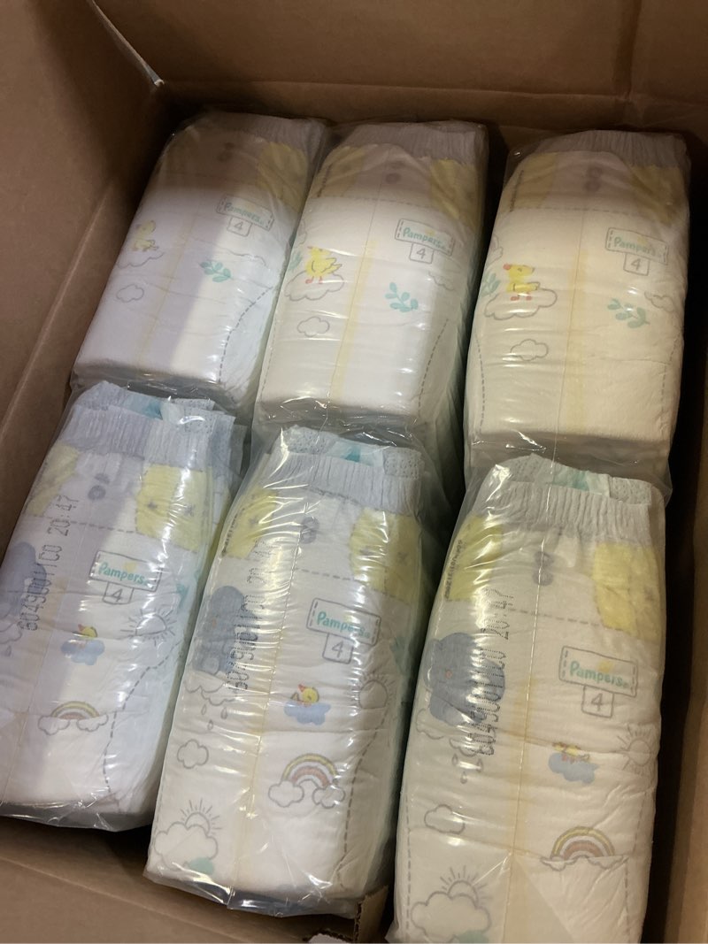 Condition photo showing New/Like New for pampers swaddlers diapers size 4  150 count (select for more options)