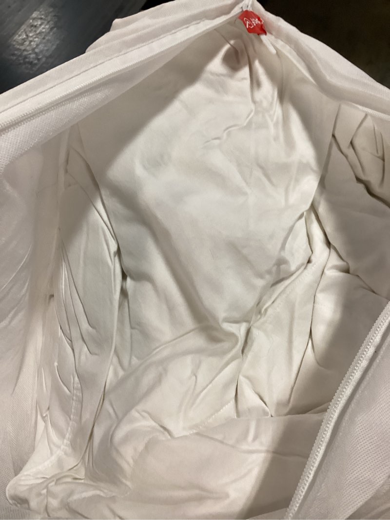 Condition photo showing New/Like New for lightweight premium down duvet insert, king/cal king, down