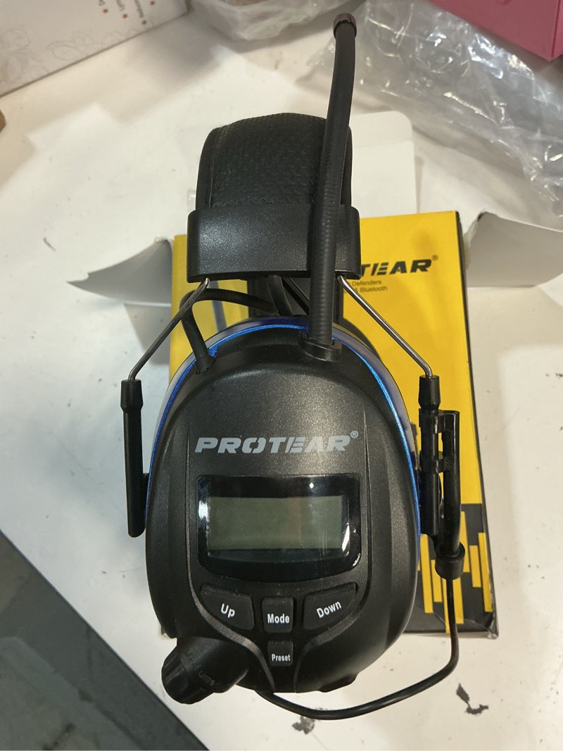 Condition photo showing Good Condition for bluetooth 5.4 am/fm radio hearing protection earmuff, 25db nrr rechargeable for mowing, construction, chainsaw