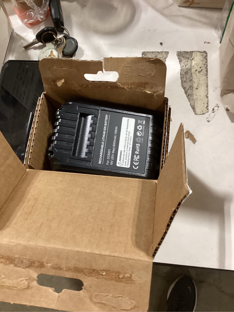 Condition photo showing Good Condition for dewalt 20v max xr 5 ah lithium ion battery 2-pack premium high capacity cordless tool battery packs (dcb205-2)