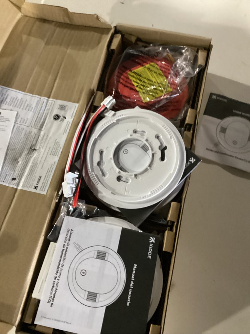 Condition photo showing New/Like New for First Alert SMICO100-AC Interconnect Hardwire Combination Smoke & Carbon Monoxide Alarm with Battery Backup - 3 Pack 3-Pack Precision Detection SMICO100-AC