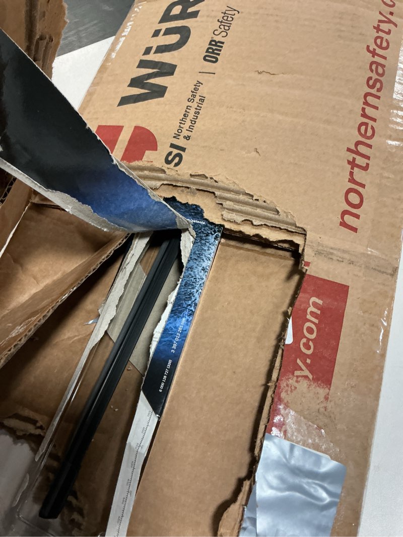 Condition photo showing Good Condition for bosch 26a icon premium beam wiper blade; 26" - single