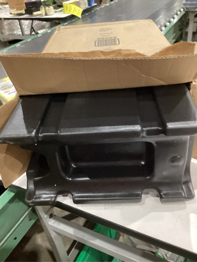 Condition photo showing Good Condition for Camtainer 5 Gallon Capacity Black Beverage Carrier