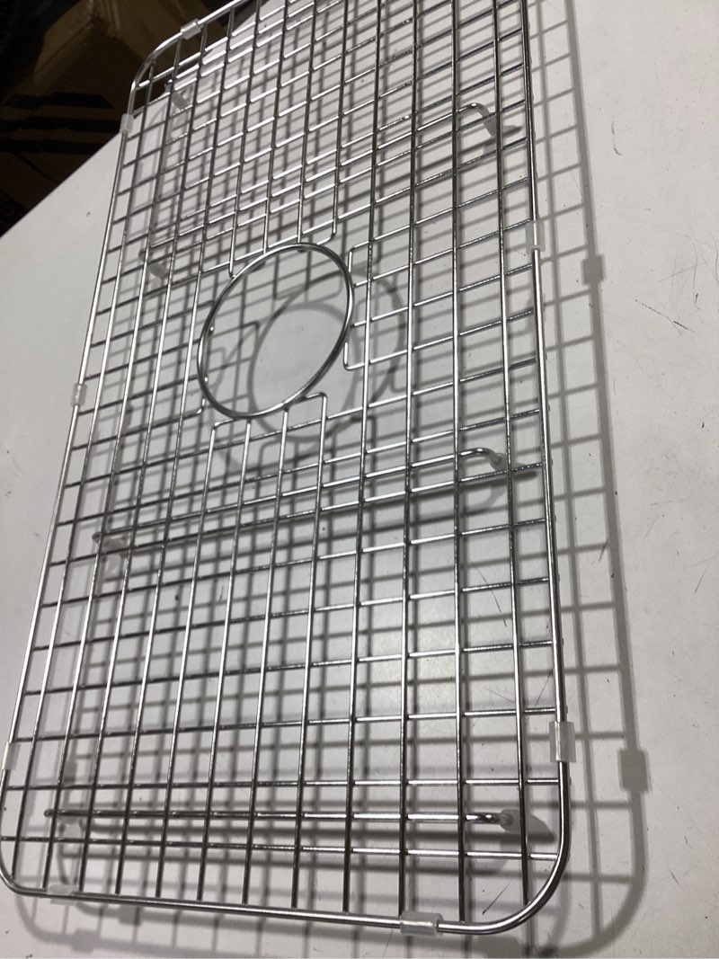 Condition photo showing Good Condition for rohl wsgum3018wh wire sink grids, white
