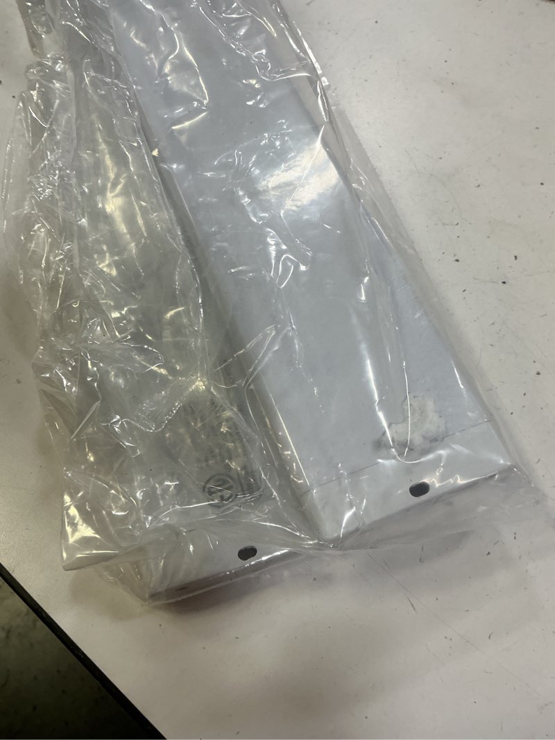 Condition photo showing Good Condition for 24 Inch Under Cabinet Lights Plug in 2 Pack, Hand Wave Linkable Closet Light, 5 Color Temperature - 2700K/3000K/4000K/5000K/6000K, Dimmable Under Counter Light, Under Cabinet Lighting for Kitchen White-24?-2P 24 Inch-2Pack