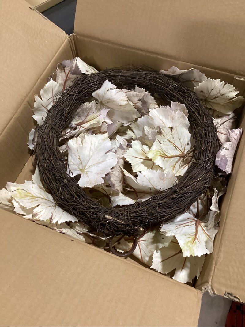 Condition photo showing Good Condition for White Maple Leaf Wreath 24 Inch Fall Door Wreath, Neutral Autumn Front Door Decor, Farmhouse Leaf Garland Wall Hanging, Artificial Autumn Wreaths Rustic Thanksgiving Wedding Party Decor Indoor Outdoor Orange