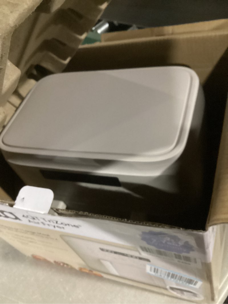 Condition photo showing Good Condition for bella 4 Qt TriZone Air Fryer, EverGood™ Ceramic Nonstick Coating, Dual Basket Design w Removable Divider, Digital Touchscreen Control w 6 Preset Cooking Options, 1200 Watt, 3lb Capacity, Oatmilk