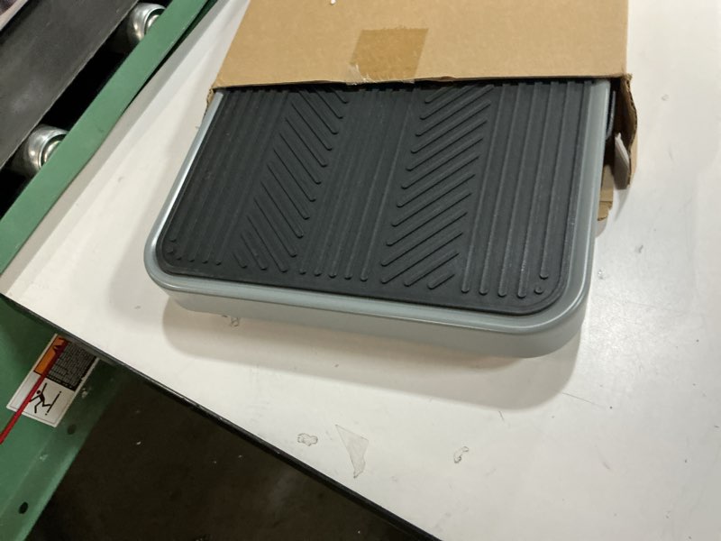 Condition photo showing New/Like New for treelen 1-step 330lbs capacity folding metal step stool, portable step ladder, non-slip, sturdy 1-step standard