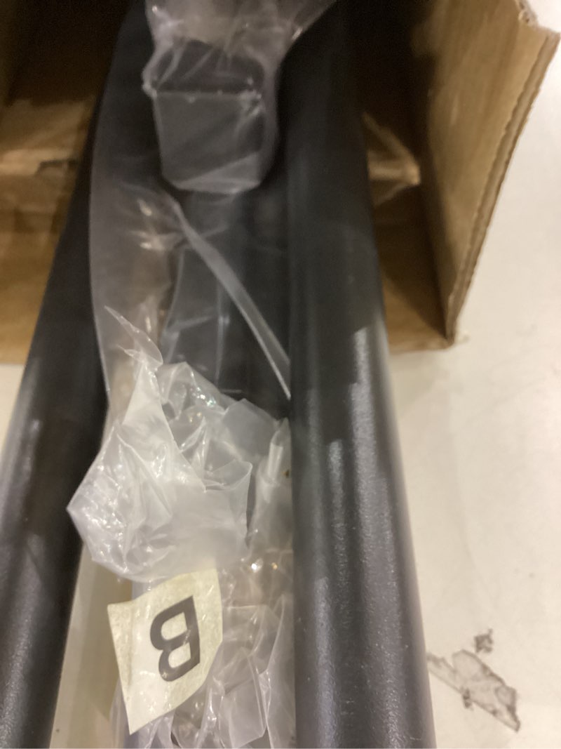 Condition photo showing New/Like New for Room divder