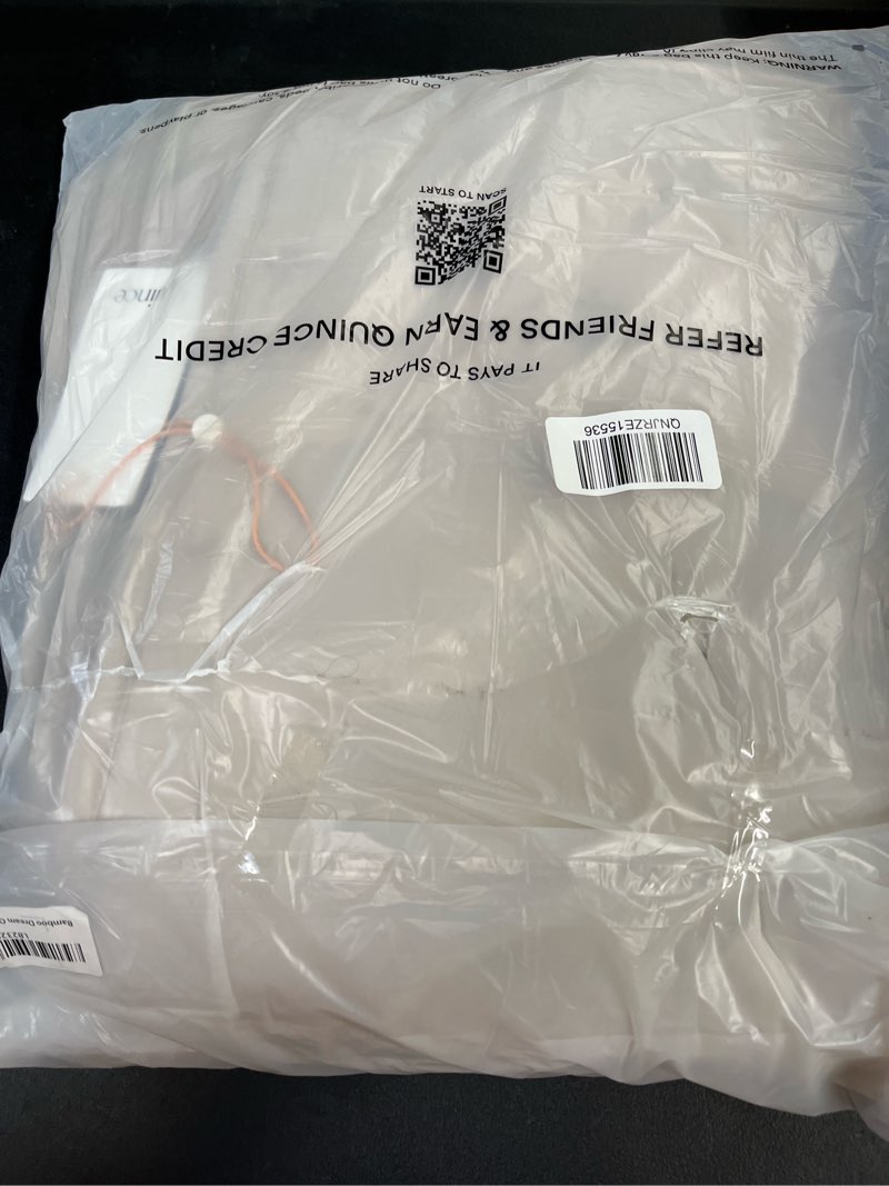 Condition photo showing Good Condition for bamboo dream quilted sham set, full/queen, sand