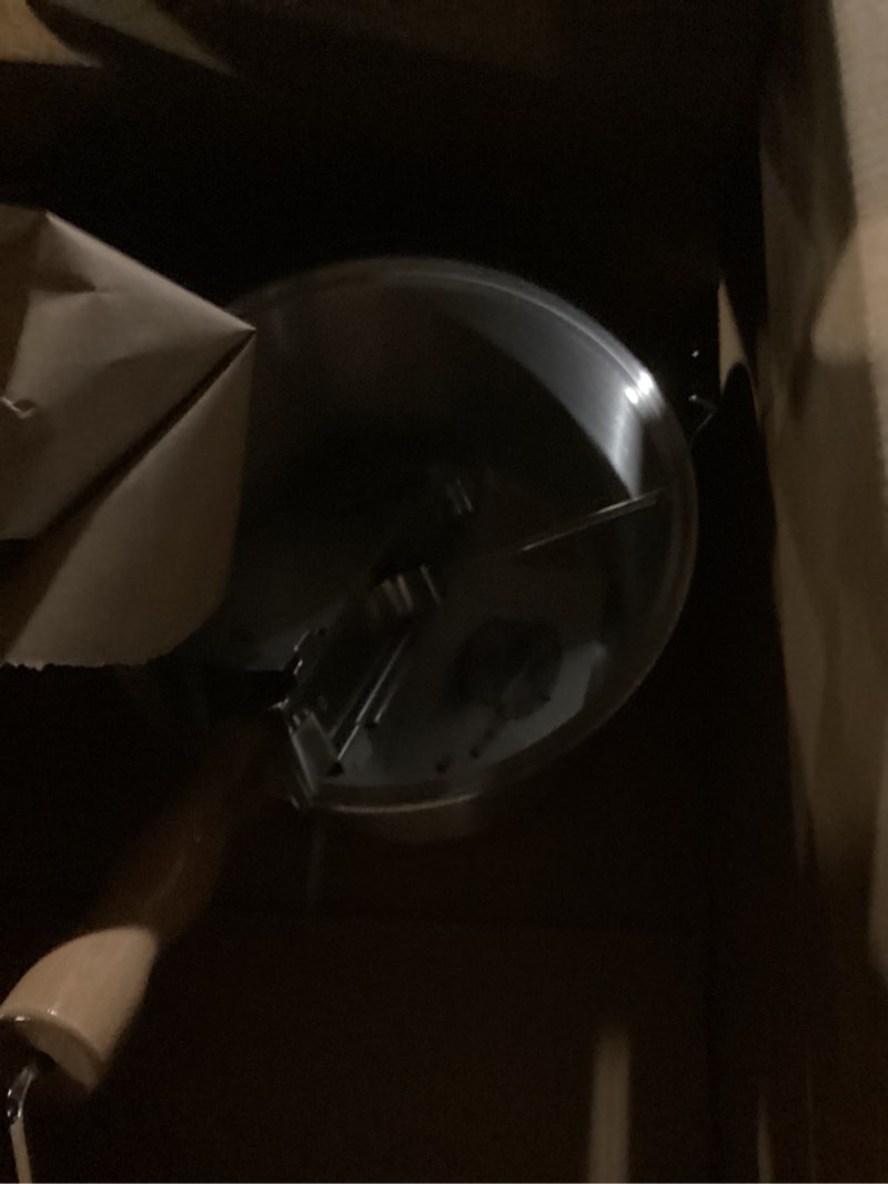 Condition photo showing New/Like New for Cook N Home Stovetop Popcorn Popper with Crank, 6-Quart Aluminum Popcorn Pot, Silver Brushed Aluminum 6 Quarts