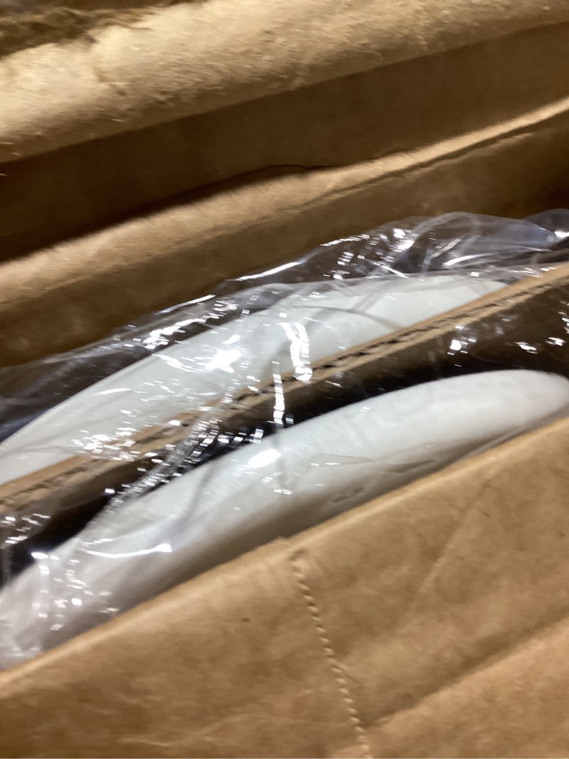 Condition photo showing Good Condition for mayfair 1847slow 000 kendall slow-close  removable enameled wood toilet seat that will never loosen  1 pack elongated - premium hinge  white