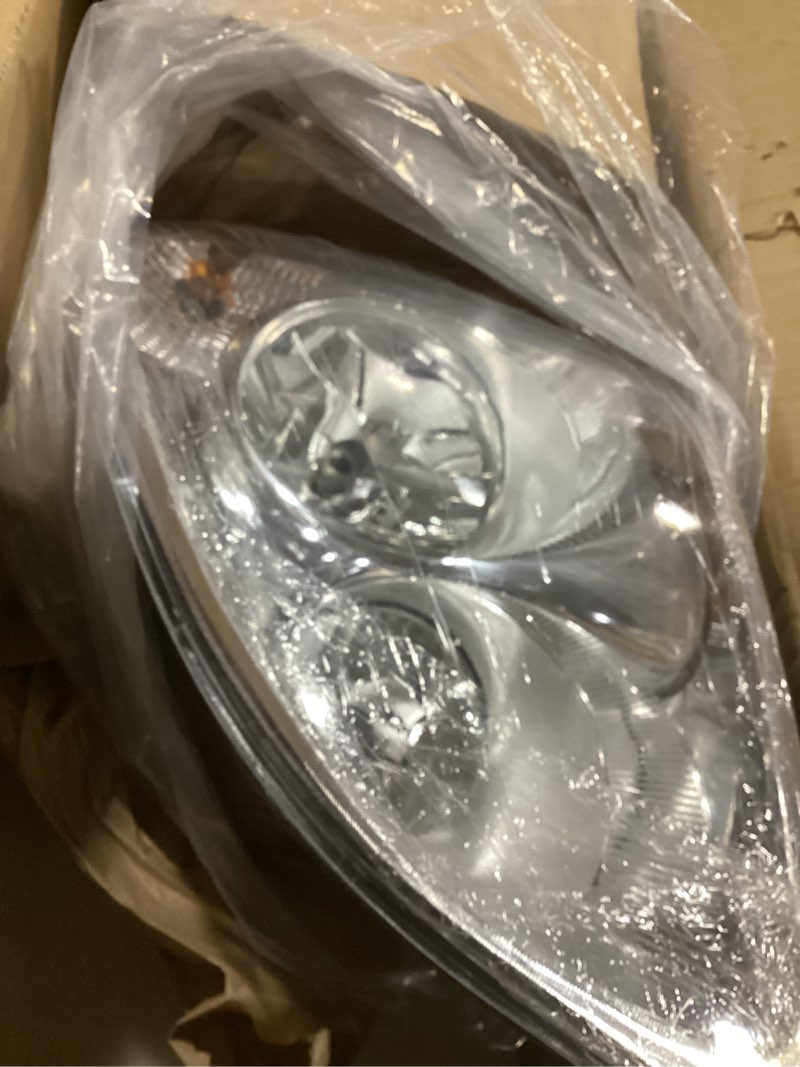 Condition photo showing Good Condition for (qty 1) headlights compatible with 2008-2017 freightliner cascadia headlamps halogen with bulbs chrome housing replacement a0651907006, a0651907002 left driver side