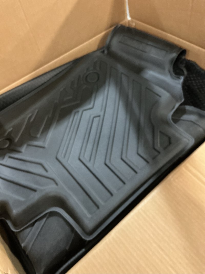 Condition photo showing Good Condition for KUST Floor Mats Cargo Mat Set for 2025 2026 BMW X3, All Weather Cargo Liner with Backrest Mat for X3 Accessories Rubber Rear Trunk Liner Back Seat Protector Cover For ? X3 2025 ? Full Set
