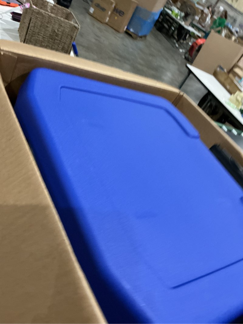 Condition photo showing As Is for igloo latitude 52 cooler box, approx. 10.2 gal (49 l), latitude, outdoor, camping, leisure, fishing