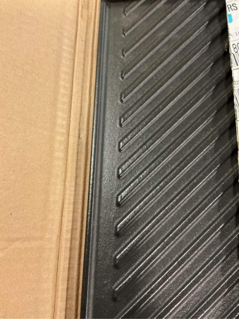 Condition photo showing Good Condition for safbbcue 96333 grill plates for monument grills 77352 24633 17842 35633 13892 gas grill cooking accessories, cast iron reversible griddle for monument grill 41847ng d405 77352mb d425 replacement parts cast iron-reversible 9.45" x 17.7"