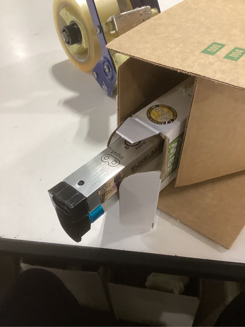 Condition photo showing Good Condition for sunblaster t5 high output fluorescent strip light, 3-feet, natural