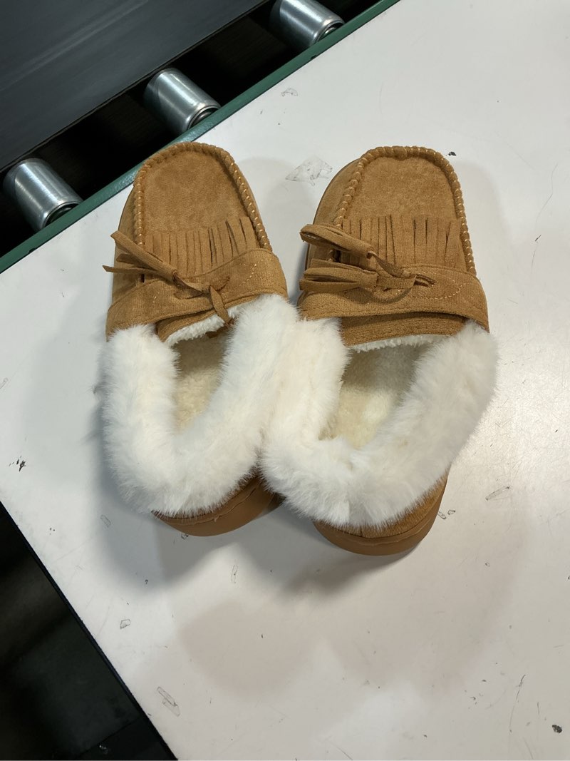 Condition photo showing Good Condition for rockdove women's caroline glittered moccasin slipper