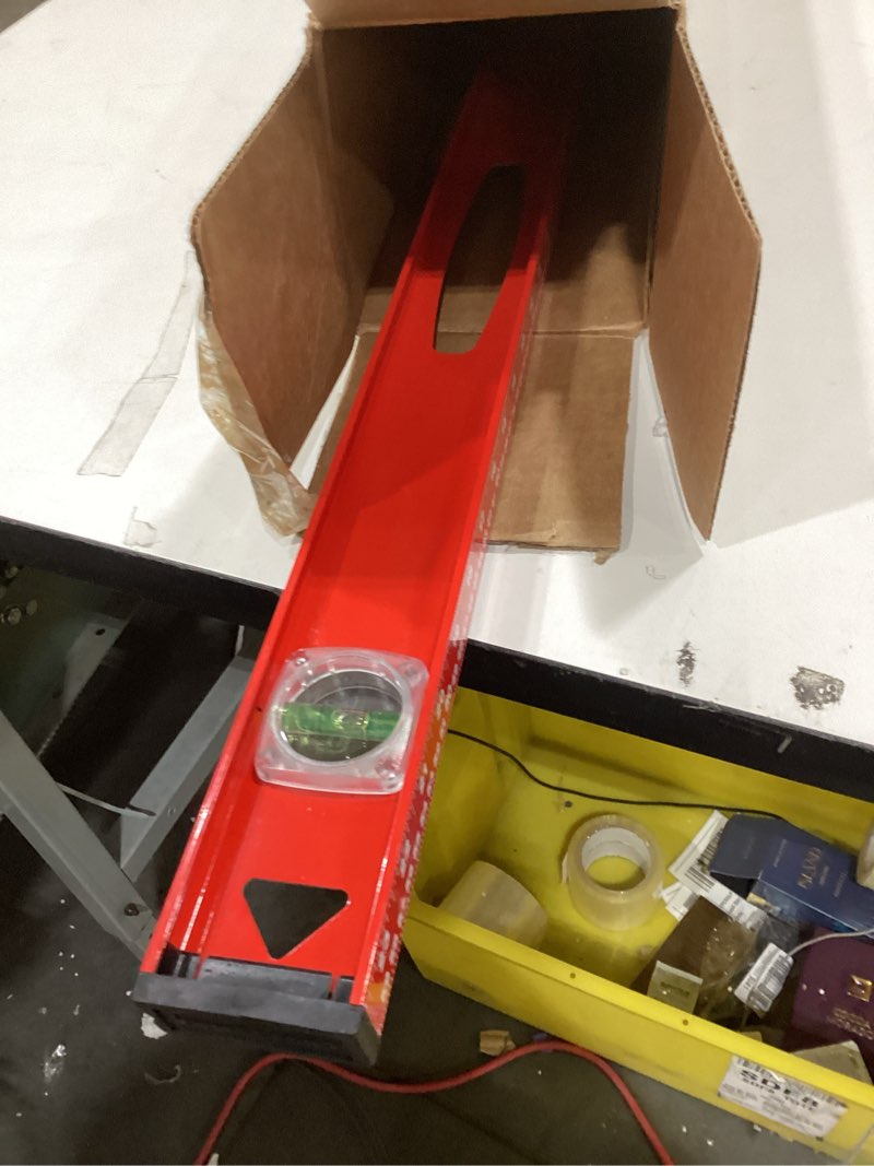 Condition photo showing Good Condition for Craftsman CMHT82345 48IN I-Beam Level