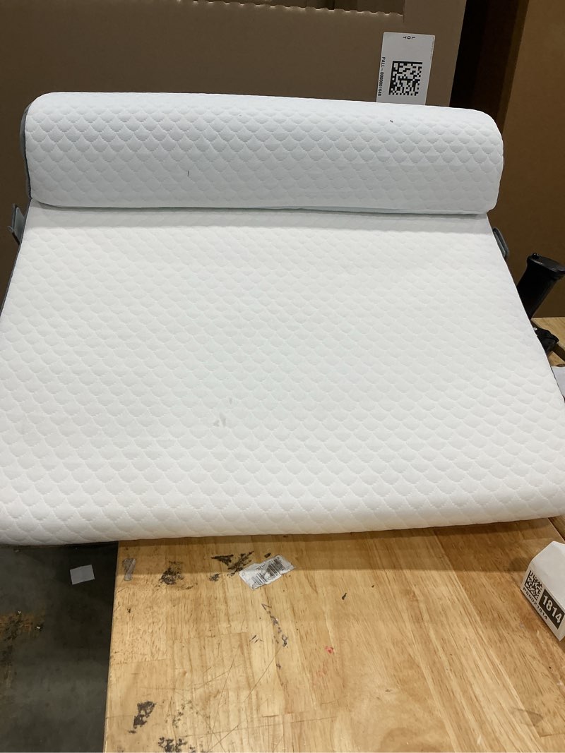 Condition photo showing As Is for 3pcs wedge pillow set for after surgery,acid reflux relief, adjustable bed wedge pillows for sleeping,anti snore, memory foam triangle pillow for back&neck&shoulder pain relief, white&grey white/grey 12 in+1 head pillow