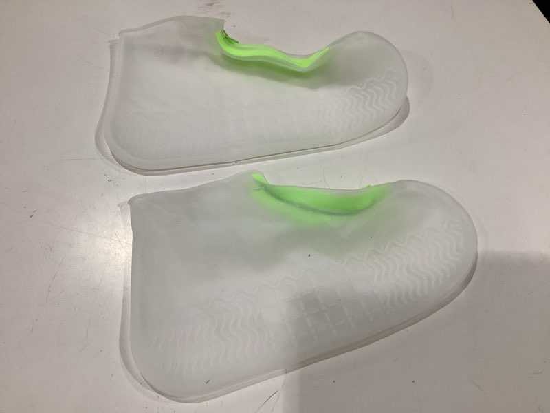 Condition photo showing New/Like New for zbyoujer waterproof rain shoe covers, silicone overshoes with zipper non-slip galoshes for men and women xl(women 11-13,men 9.5-13) transparent