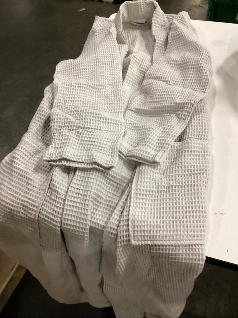 Condition photo showing Good Condition for organic turkish waffle robe long length, m, silver