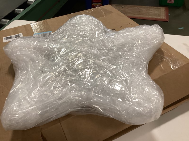 Condition photo showing Good Condition for Retisee Golden Hanging Outdoor Christmas Star Light, 20 Inches LED Lights for Christmas Decorative Window Hanging Ornament, Lantern Star Lamp for Indoor Outdoor Holiday Decorative Ornament Golden 20 inches