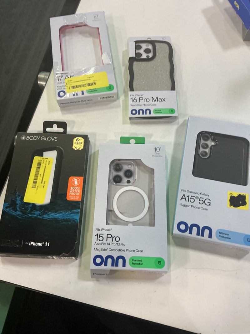 Condition photo showing New/Like New for assorted cellphone/tablet/laptop case covers & accessories