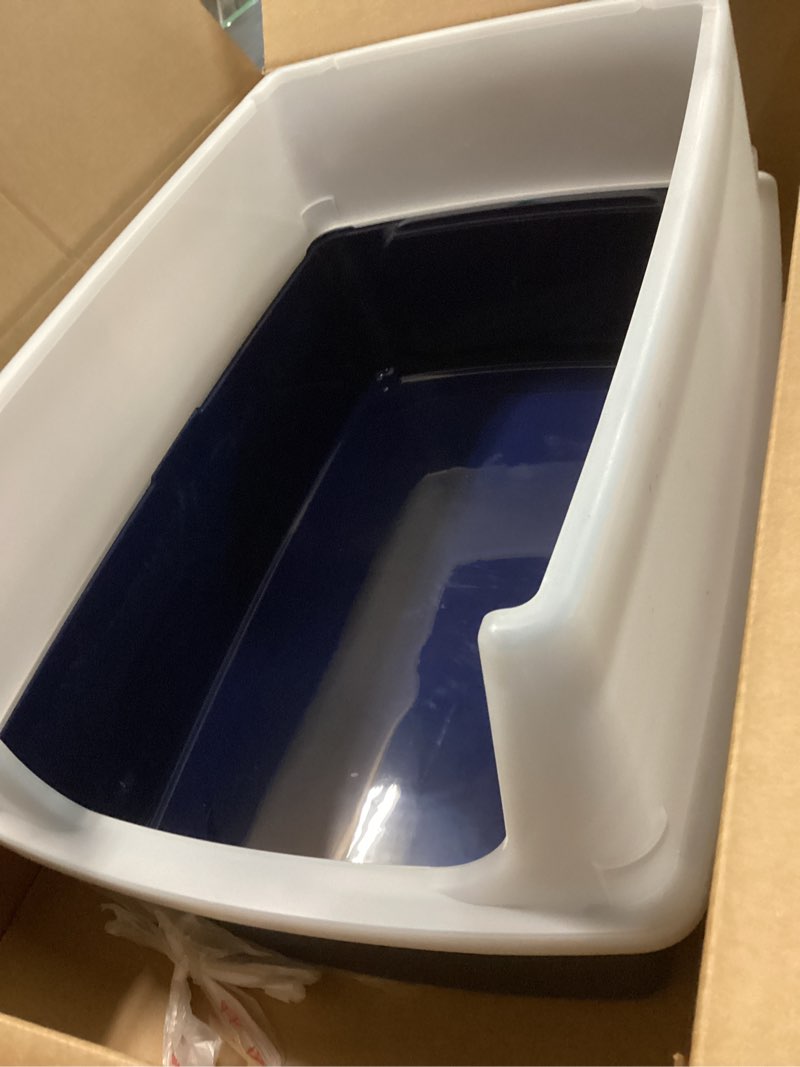 Condition photo showing Good Condition for iris usa xx-large cat litter box, open top extra large litter box for big cats and multi-cat households, high sided scatter shield, easy to clean, 30"l x 20"w x 14"h, navy xxl navy
