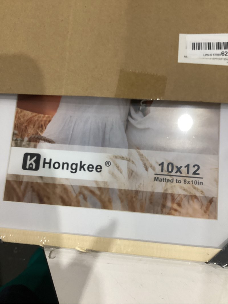 Condition photo showing Good Condition for hongkee 10x12 picture frame, made of solid wood with real glass, display pictures 8x10 with mat or 10 x 12 without mat - wall and tabletop (natural, 1 pack) natural 10 x 12
