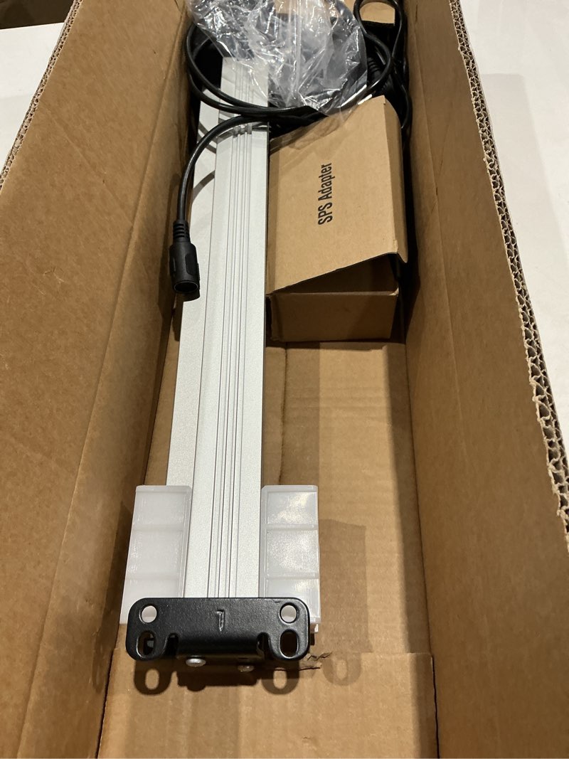 Condition photo showing Good Condition for uetmulik power recliner motor model jldq.11.156.333k kit replacing jldq.11.156.333d actuator replacement with wall charger