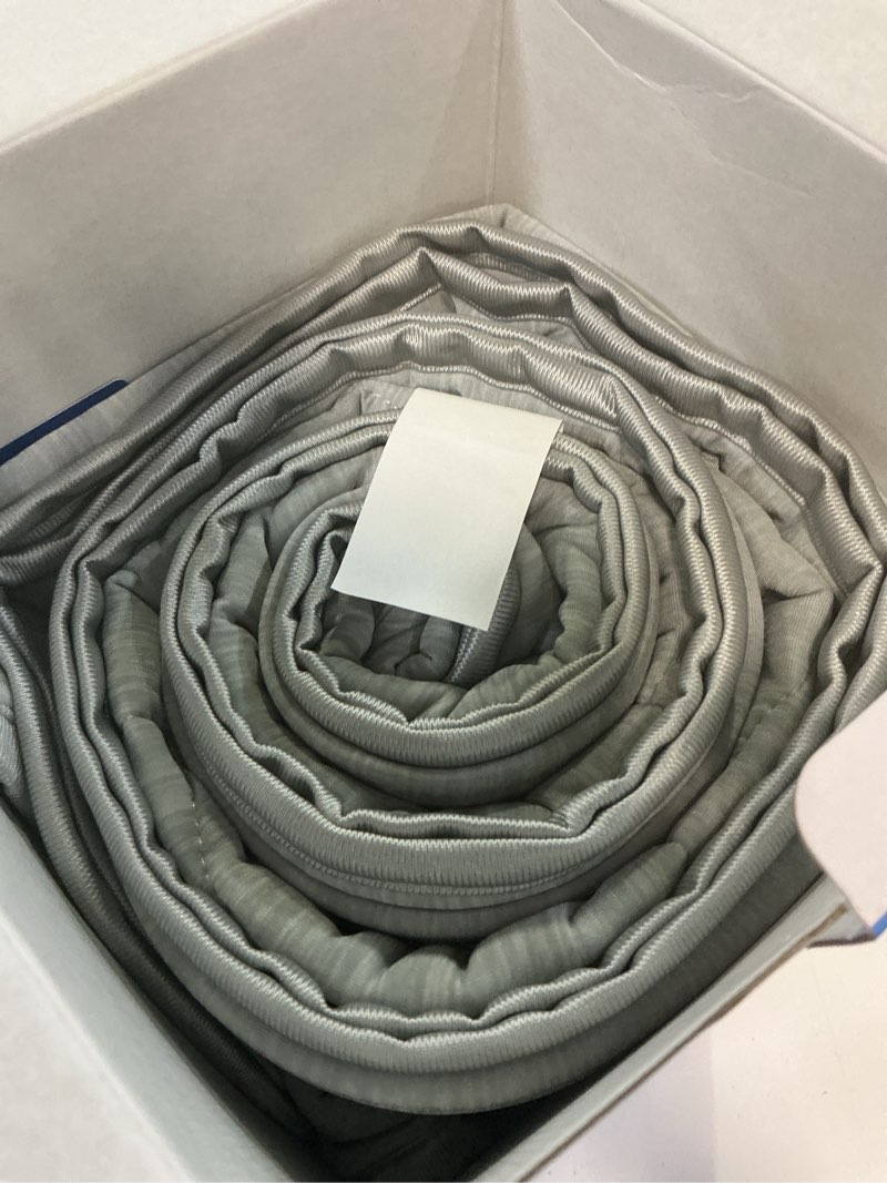 Condition photo showing Good Condition for elegear revolutionary cooling comforter twin absorb body heat to keep cool, cooling blanket for hot sleepers japanese arc-chill 3.0 cool tech fabric summer comforter cool quilt -light gray light gray twin 59'' x 79''