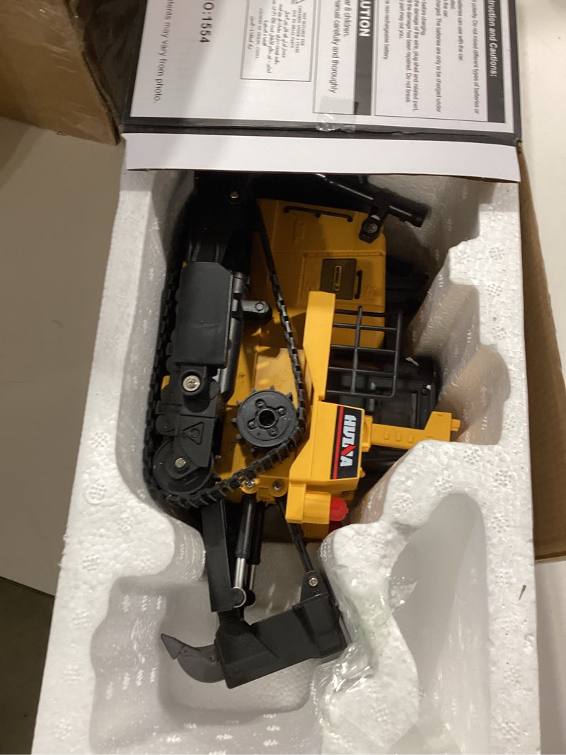 Condition photo showing Good Condition for fisca remote control bulldozer rc 1/16 full functional construction vehicle, 2.4ghz 11 channel dozer front loader toy with light and sound for kids age 6, 7, 8, 9, 10 and up years old